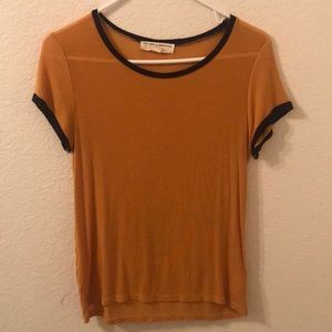 Urban outfitters short sleeve tee